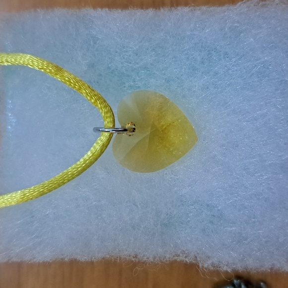 Tropical Sun Crystal Heart Necklace - Picture 6 of 6